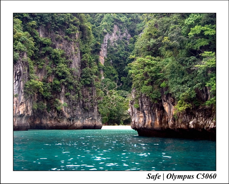 2006 - 07 - Phuket - Ko Phi Phi - Loh Samah Bay 04